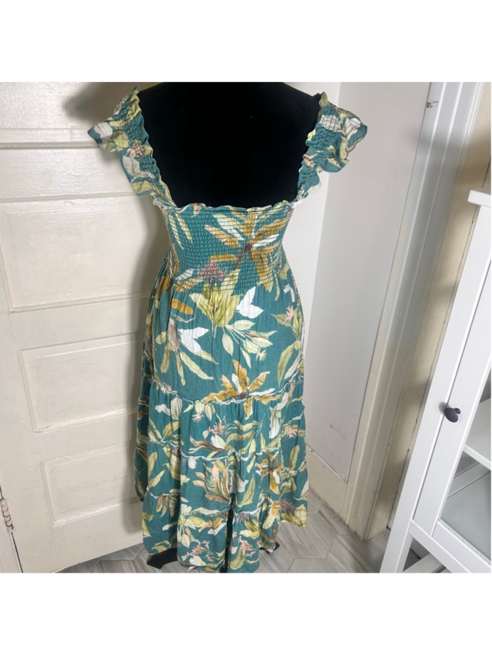 Women's O.P.T. Tuscany Teal Green Floral Smocked Maxi Dress M Summer Ligh - Picture 7 of 10